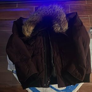 GUESS burgendy hooded jacket